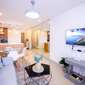 Antel & Serenity Макати