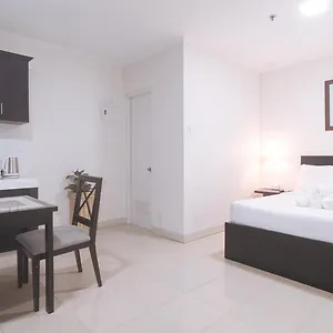 여관 Urbanview At Evangelista Street Makati, 마카티